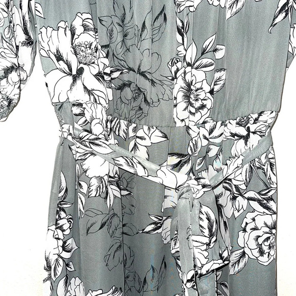 Maurices NWOT Light Green & White Floral Print Belted Midi Dress Medium Women’s - Picture 5 of 13